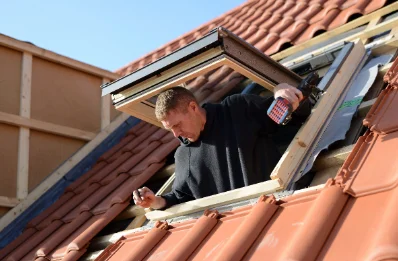 Pose de fenêtres de toit Velux à Rozerotte